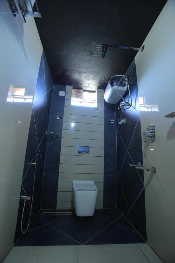 Hotel City Palace Ooty Bagian luar foto