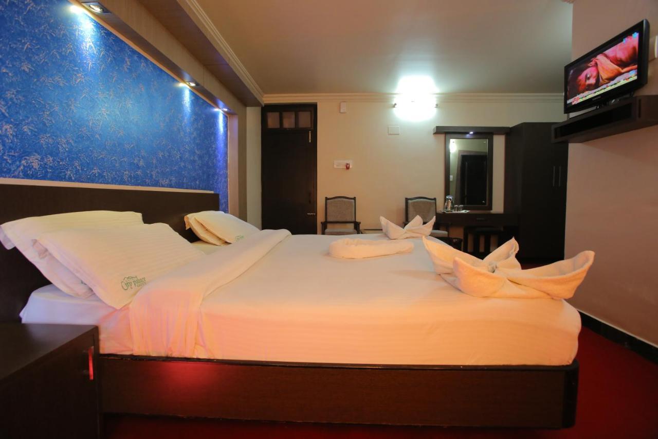 Hotel City Palace Ooty Bagian luar foto