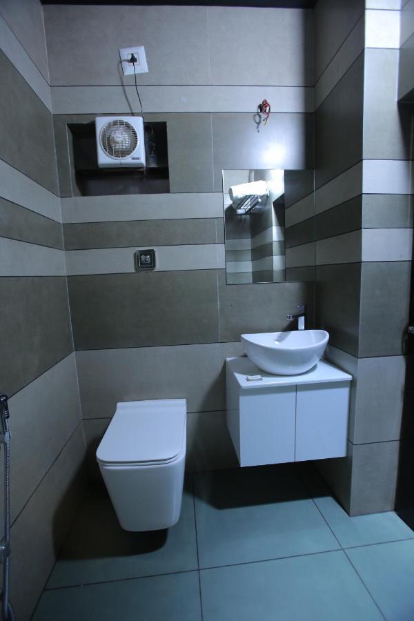 Hotel City Palace Ooty Bagian luar foto